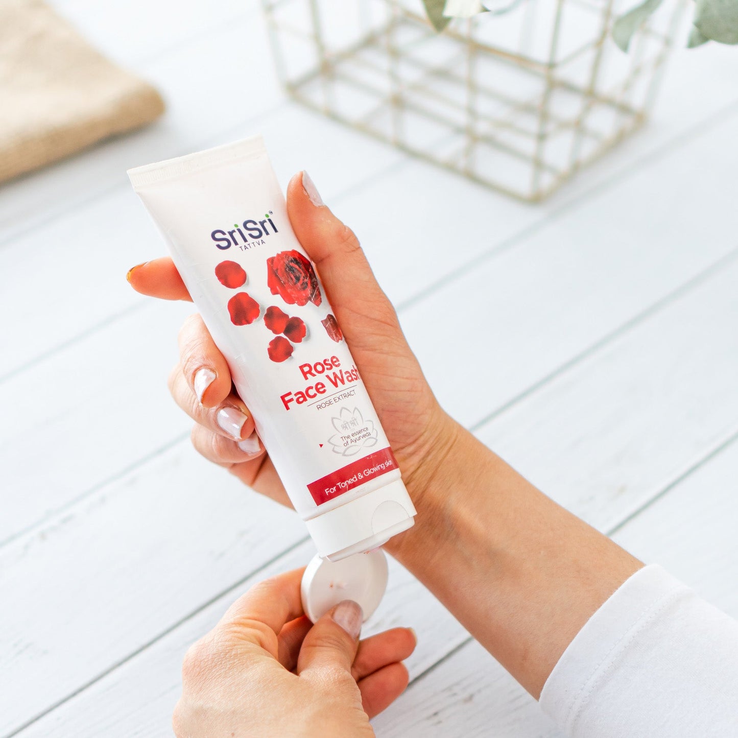 Sri Sri Tattva’s Rose Face Wash | 100ml